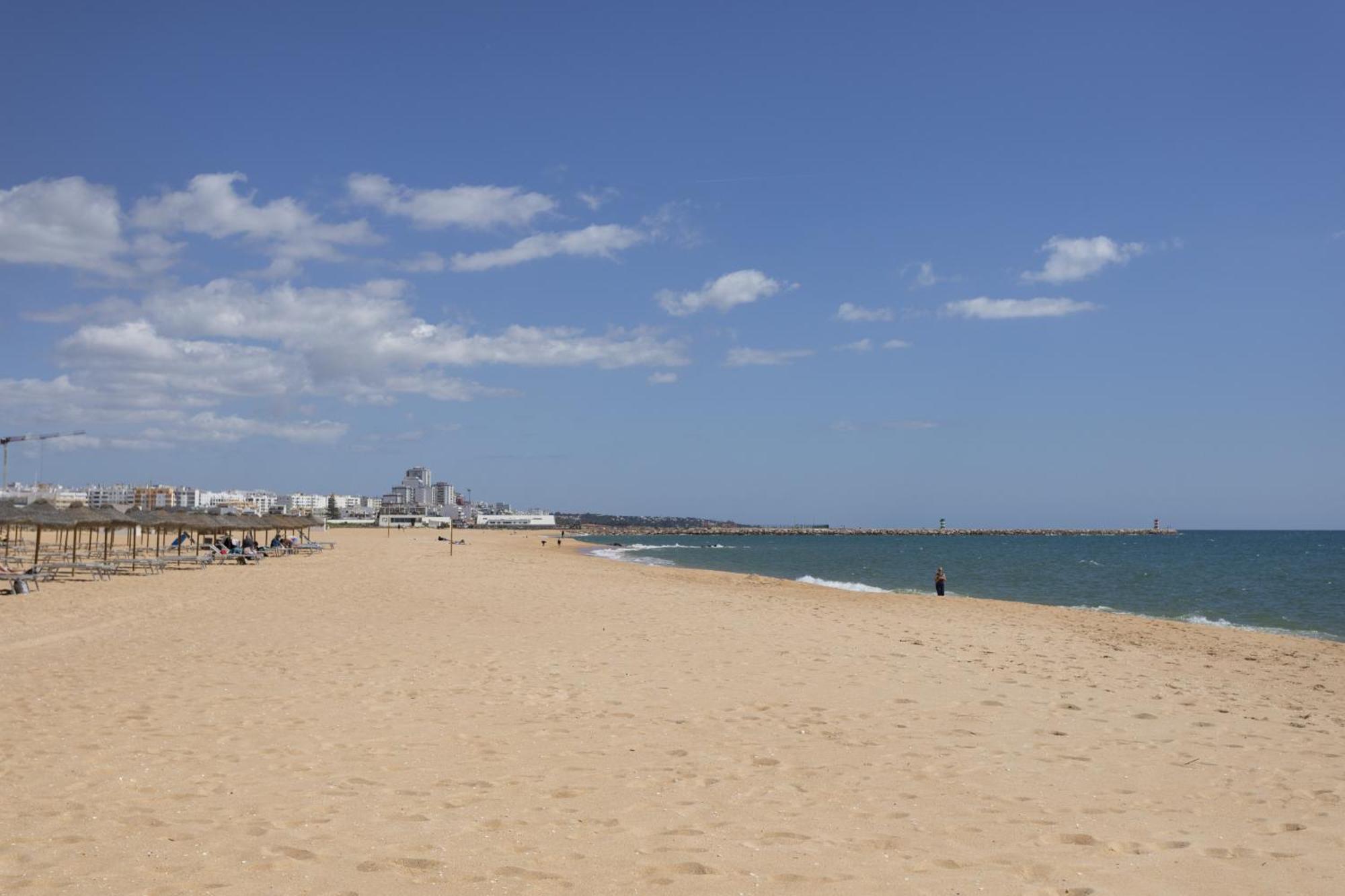 New! Quarteira Sea View Apartment Bagian luar foto